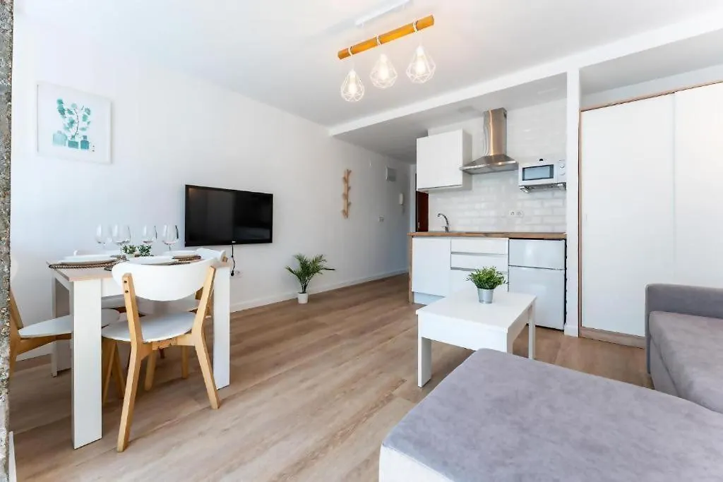Super Loft Plazamar Torre Del Mar 2 Huesped Playa Apartamento