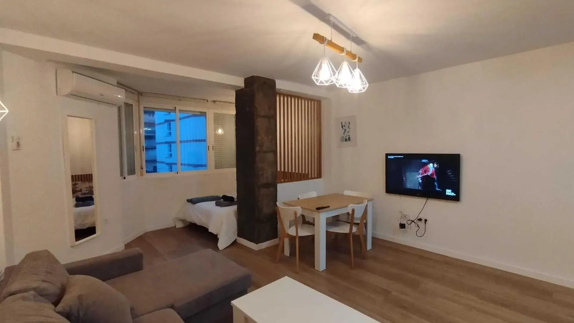 Super Loft Plazamar Torre Del Mar 2 Huesped Playa Apartamento